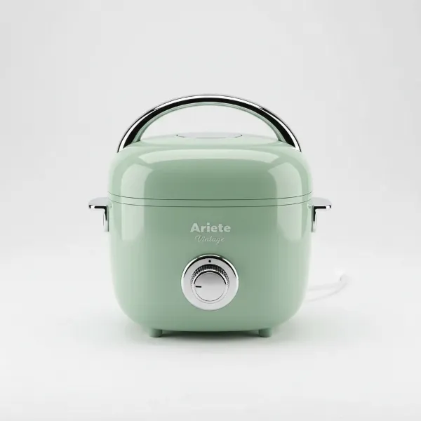 Ariete 2904 vintage rice cooker in pastel green with chrome accents